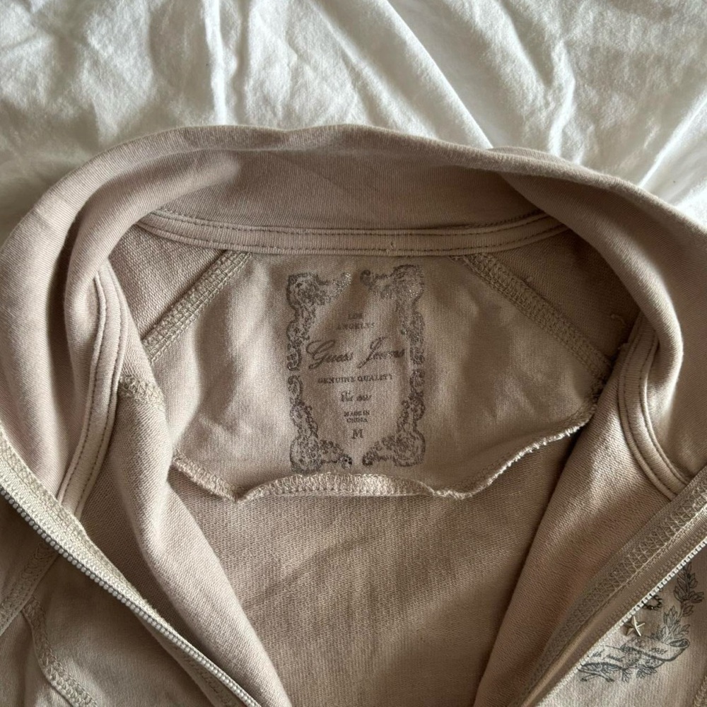 guess athleisure zip up jacket - Picture 3 of 5